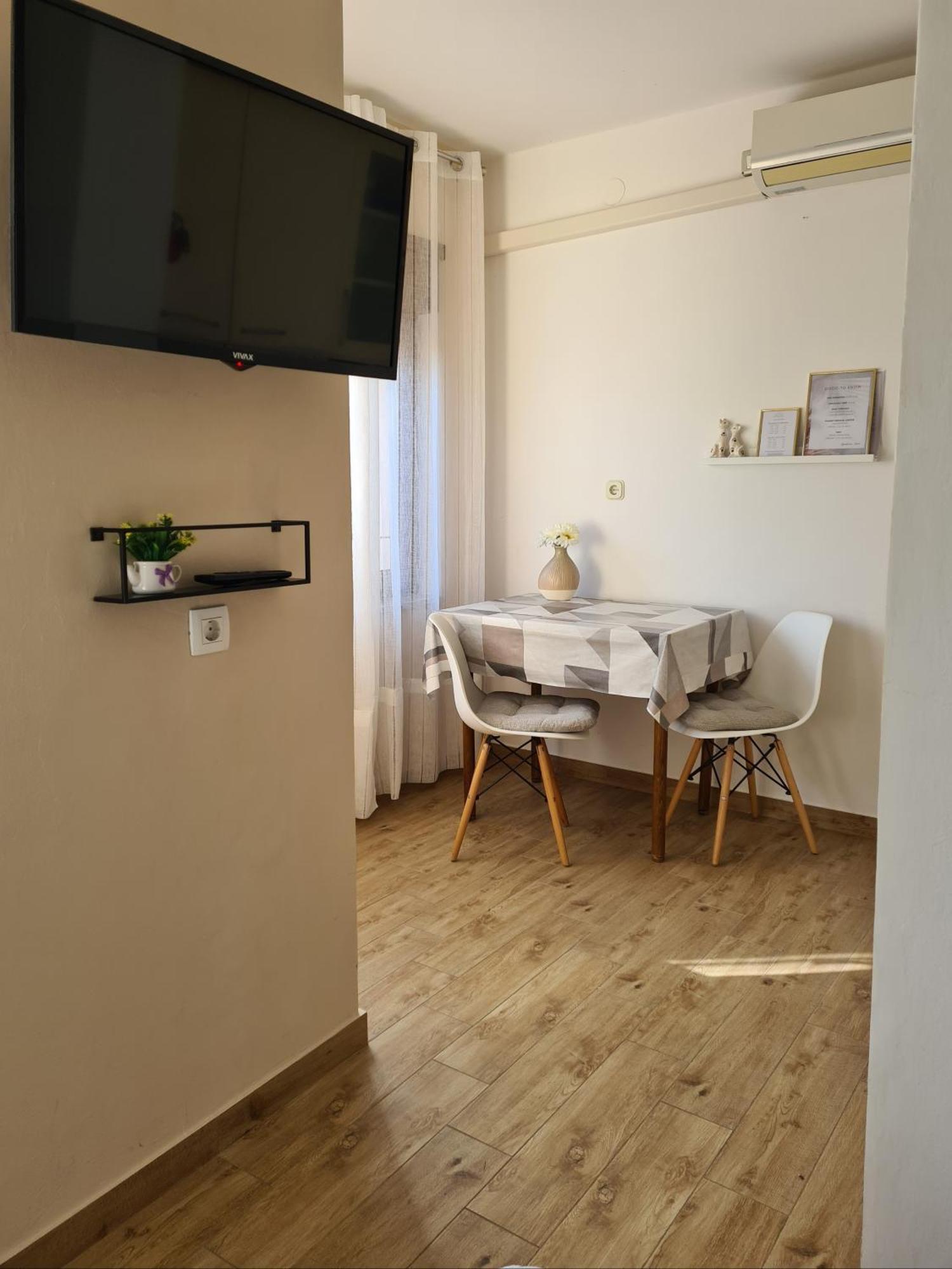 Apartments & Rooms Ivana Rovinj Bilik gambar